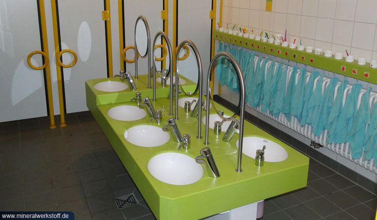 Washtop fr Kinder mit Abstufung